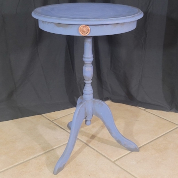 Blue Side Table with Grunge Finish - Picture 1 of 6
